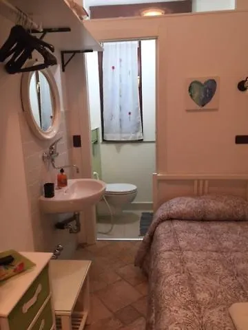 A 2 Passi Dal Bellaria Hotel San Lazzaro di Savena Guest house