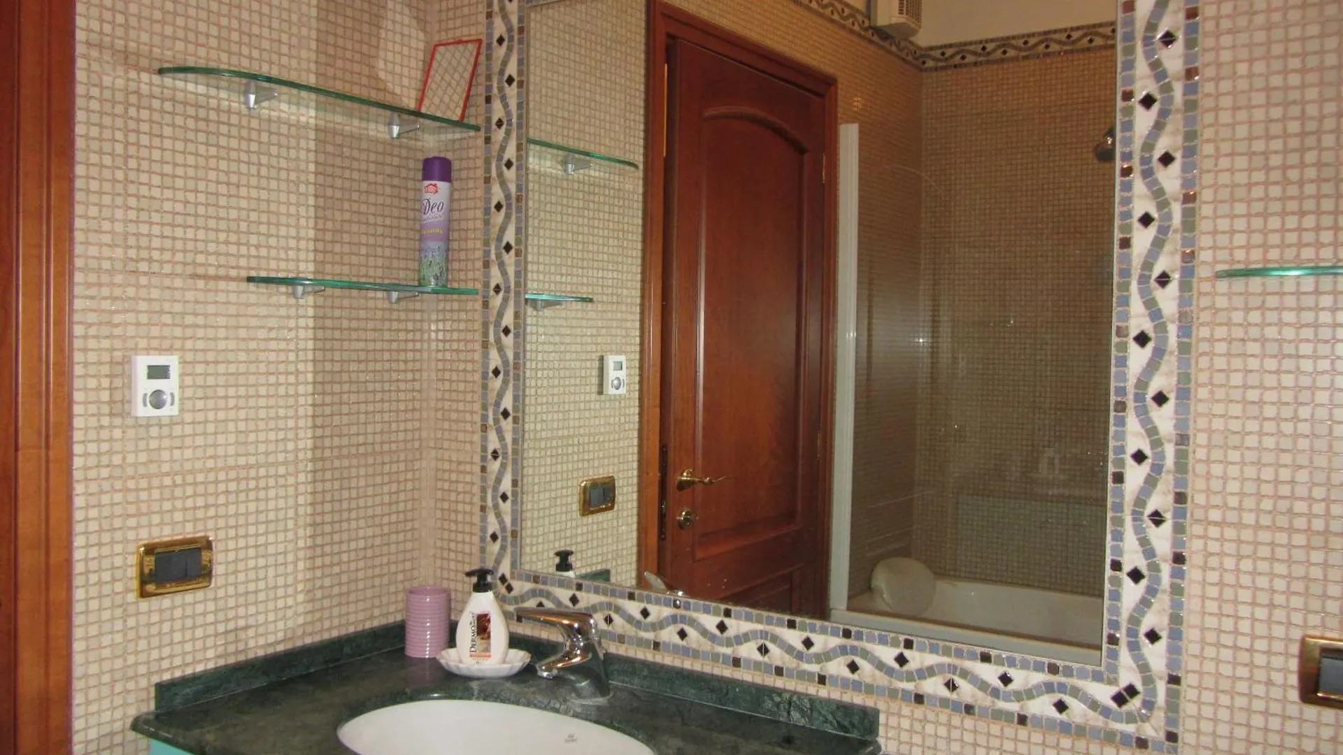 A 2 Passi Dal Bellaria Hotel San Lazzaro di Savena Italy